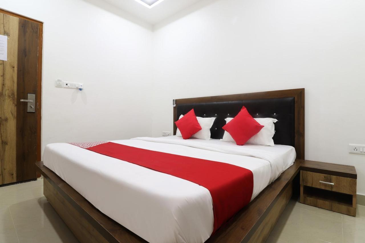 Hotel O Vrindavan Inn Near Lulu Mall Bijnaur Esterno foto