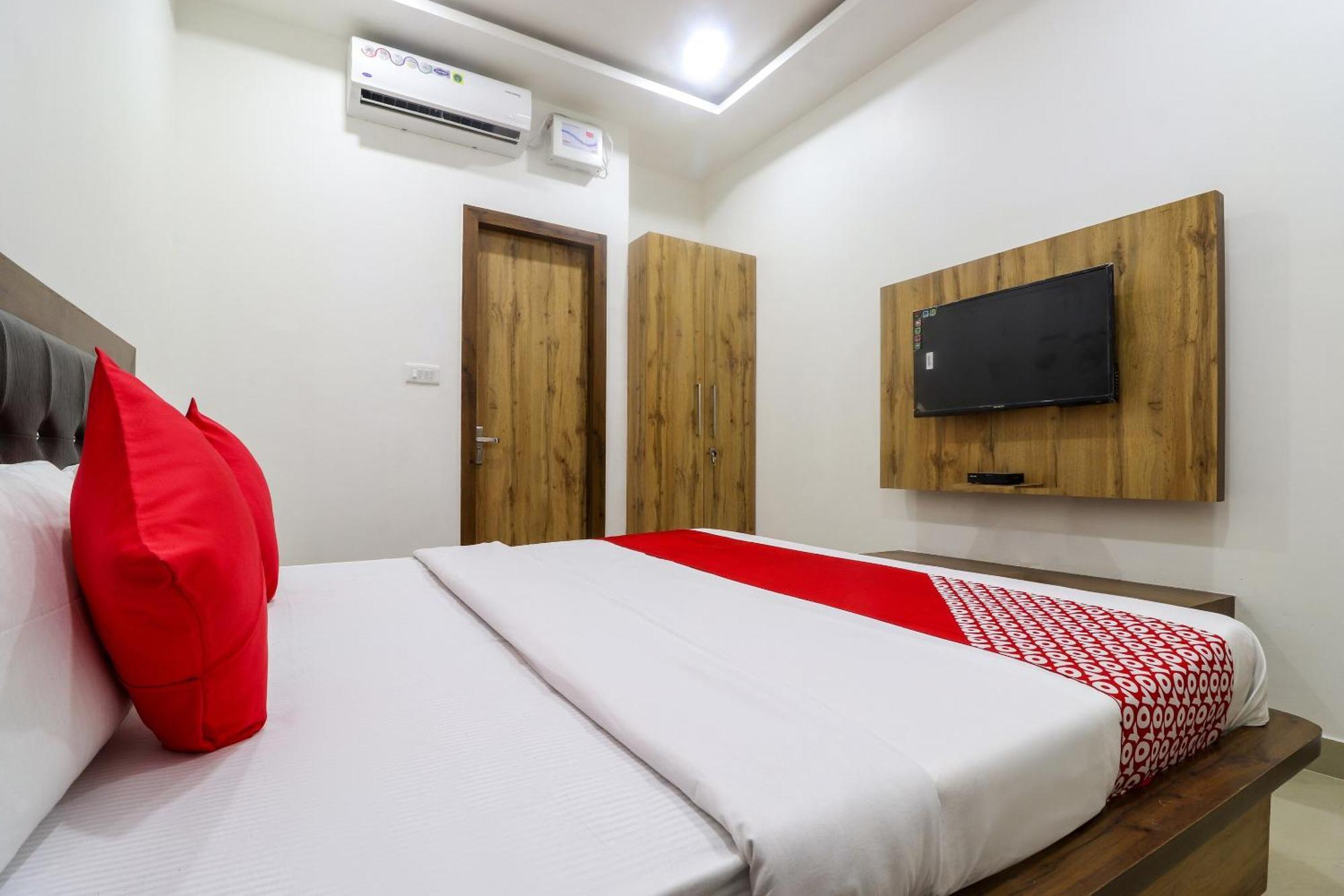 Hotel O Vrindavan Inn Near Lulu Mall Bijnaur Esterno foto